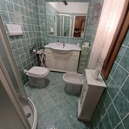 Baia De Bahas- Appartamentorifinito Con Giardino Mattonato Appartement